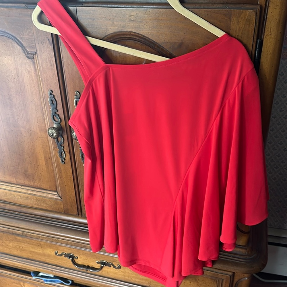 Ruffle one shoulder top